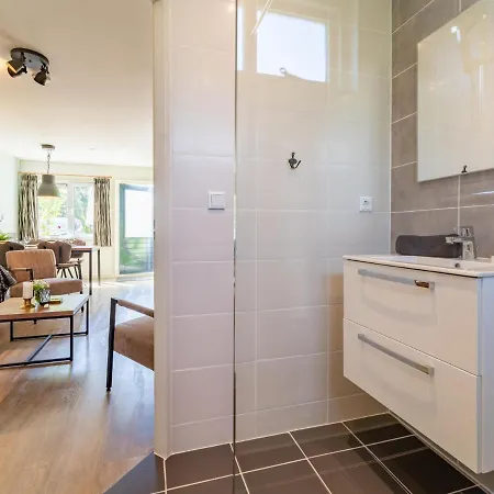 Tiny House Pimpelmees Holiday home